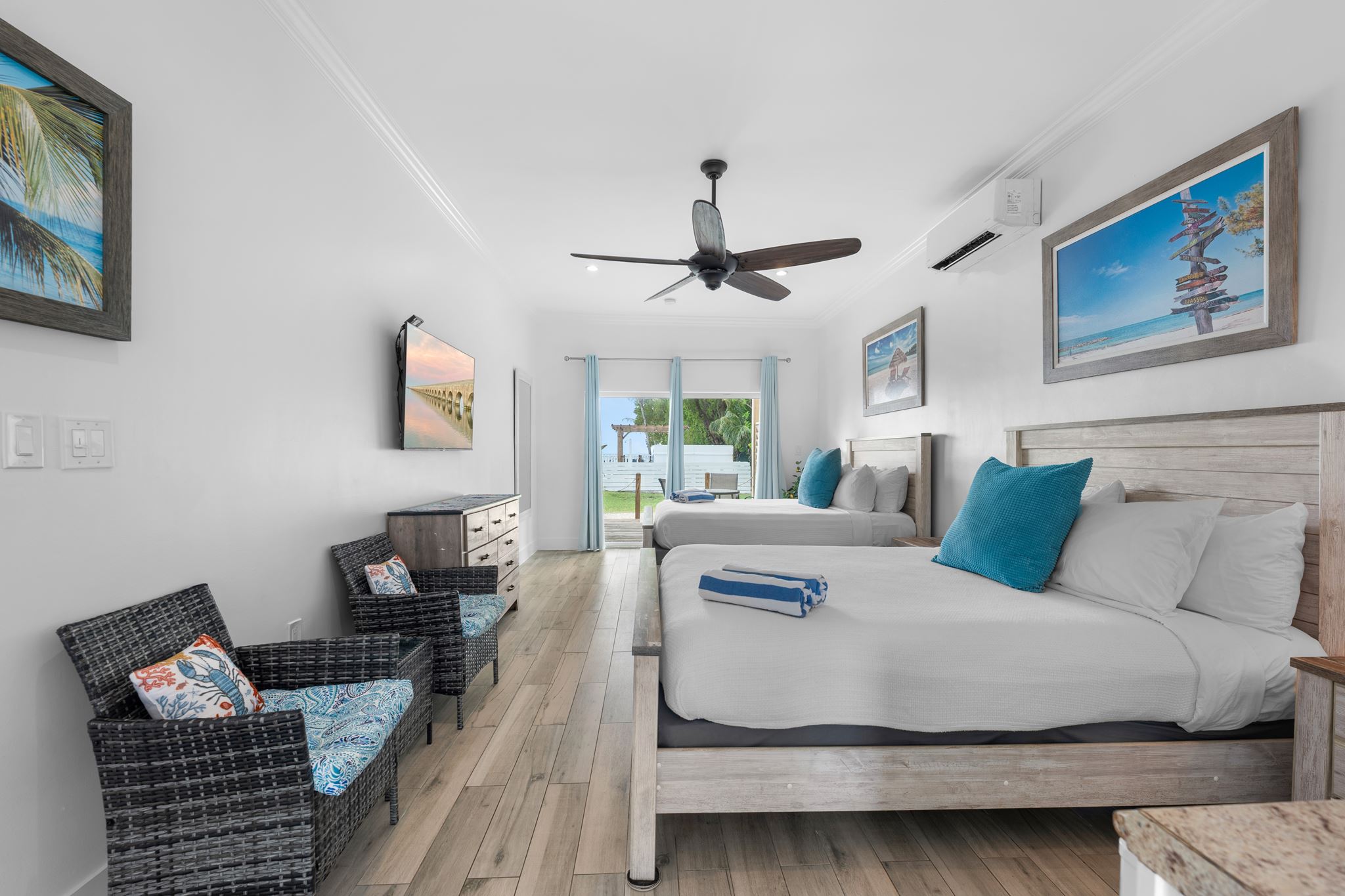 Unit 12 Seaview Bungalow exterior with ocean frontage